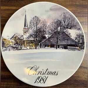 Smuckers 1981 10th Anniversary Collectors Plate